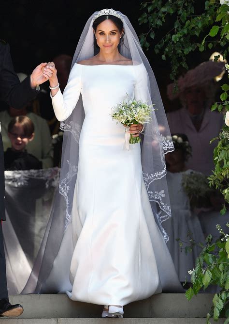 meghan markle style wedding dress